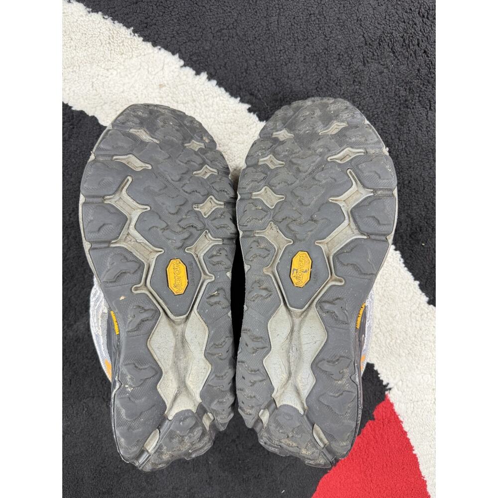 Hoka Speedgoat 5 Trail Running Shoes Grey Orange Vibram Mens Size 12D - Picture 15 of 15